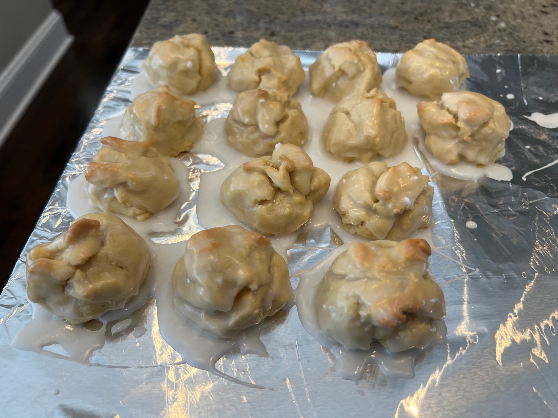 Immagine che contiene Spuntino, raviolo, Dim sim, Xiaochi
Descrizione generata automaticamente